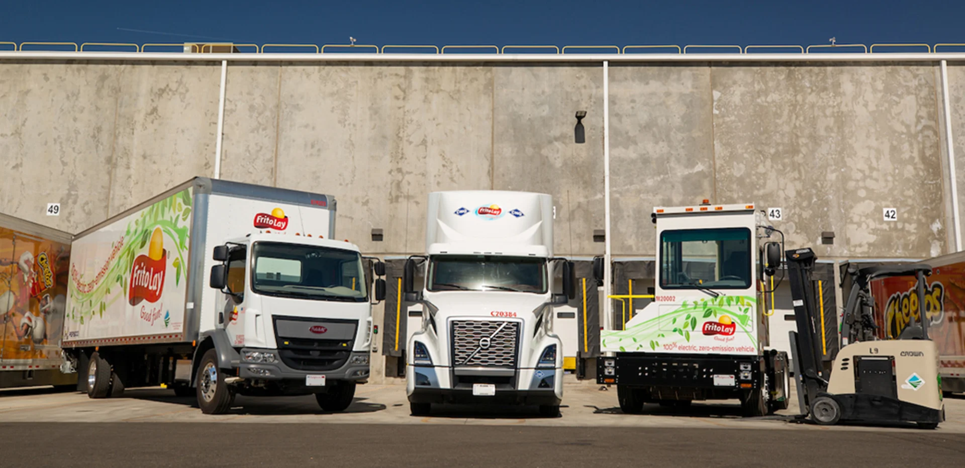 home-hero-2000-FritoLay-PepsiCo-deliverytrucks